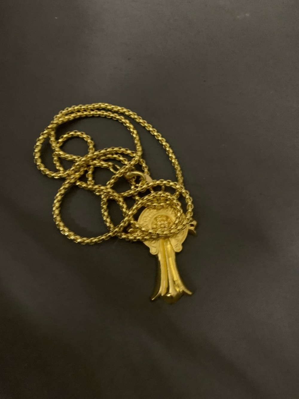 Gold Floral Pendant Necklace - Women Jewelry